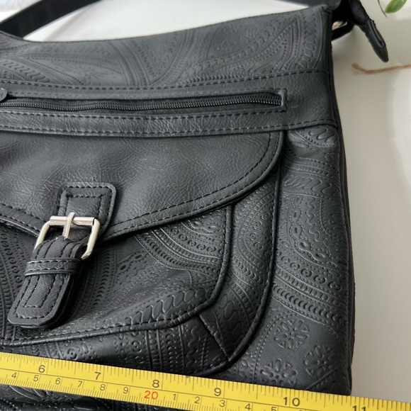 MultiSac Crossbody Bag Purse Black Textured Vinyl Medium Pockets Zipper Boho - Picture 3 of 13